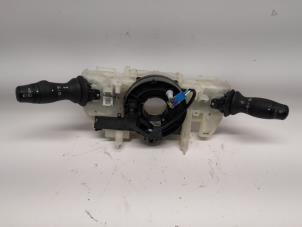 Gebruikte Combischakelaar Stuurkolom Renault Master III (ML) 2.3 dCi 16V Prijs € 63,00 Margeregeling aangeboden door Reclycar De Boer BV