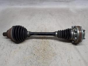 Gebruikte Steekas links-voor Volkswagen T-Roc I 1.5 TSI Evo BMT 16V Prijs € 78,75 Margeregeling aangeboden door Reclycar De Boer BV