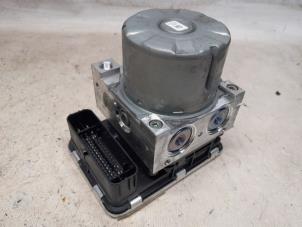 Gebruikte ABS Pomp Volkswagen T-Roc I 1.5 TSI Evo BMT 16V Prijs € 131,25 Margeregeling aangeboden door Reclycar De Boer BV