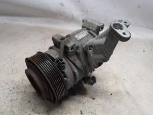 Gebruikte Pomp Airco Toyota Avensis Verso (M20) 2.0 16V VVT-i D-4 Prijs € 126,00 Margeregeling aangeboden door Reclycar De Boer BV