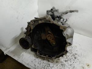 Gebruikte Versnellingsbak Volkswagen Golf V (1K1) 1.6 Prijs € 367,50 Margeregeling aangeboden door Reclycar De Boer BV