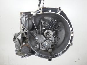 Gebruikte Versnellingsbak Ford Fiesta 6 (JA8) 1.0 EcoBoost 12V 100 Prijs € 472,50 Margeregeling aangeboden door Reclycar De Boer BV