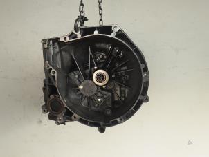 Gebruikte Versnellingsbak Ford Fiesta 6 (JA8) 1.0 EcoBoost 12V 100 Prijs € 420,00 Margeregeling aangeboden door Reclycar De Boer BV