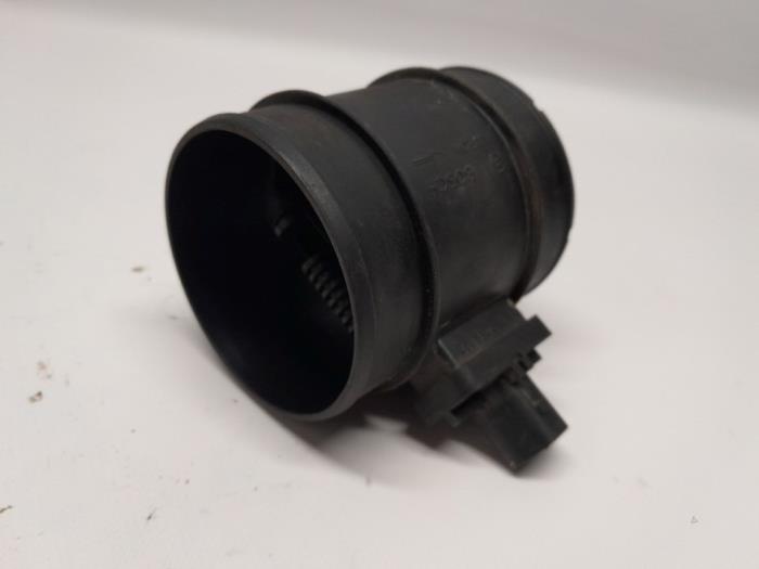 Gebruikte Luchthoeveelheidsmeter Opel Insignia 2.0 CDTI 16V 130 Ecotec Prijs € 26,25 Margeregeling aangeboden door Reclycar De Boer BV