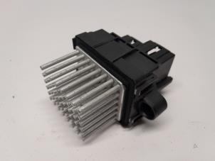 Gebruikte Kachel Weerstand Opel Insignia 2.0 CDTI 16V 130 Ecotec Prijs € 31,50 Margeregeling aangeboden door Reclycar De Boer BV