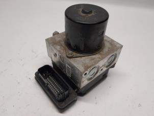 Gebruikte ABS Pomp Opel Insignia 2.0 CDTI 16V 130 Ecotec Prijs € 52,50 Margeregeling aangeboden door Reclycar De Boer BV