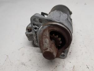 Gebruikte Startmotor Renault Twingo III (AH) 1.0 SCe 75 12V Prijs € 26,25 Margeregeling aangeboden door Reclycar De Boer BV