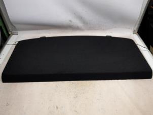 Gebruikte Hoedenplank Renault Megane E-Tech (RCB) 60 kWh Prijs € 236,25 Margeregeling aangeboden door Reclycar De Boer BV