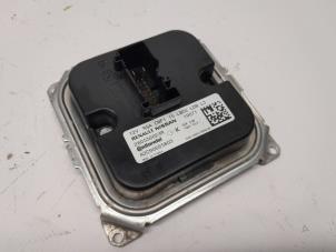 Gebruikte Module LED koplamp Renault Talisman Estate (RFDK) 1.6 dCi 160 Twinturbo Prijs € 47,25 Margeregeling aangeboden door Reclycar De Boer BV