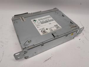 Gebruikte Radio module Peugeot 208 I (CA/CC/CK/CL) 1.6 16V GTI Prijs € 420,00 Margeregeling aangeboden door Reclycar De Boer BV