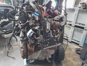 Gebruikte Motor Renault Kangoo Express (FW) 1.5 dCi 75 FAP Prijs € 420,00 Margeregeling aangeboden door Reclycar De Boer BV