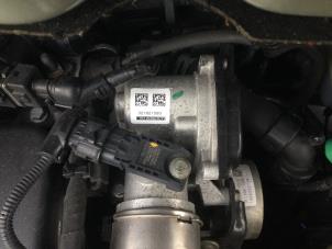 Gebruikte Gasklephuis Renault Kangoo Express (FW) 1.5 dCi 75 FAP Prijs € 78,75 Margeregeling aangeboden door Reclycar De Boer BV