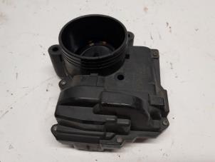 Gebruikte Gasklephuis Peugeot 308 (4A/C) 1.6 VTI 16V Prijs € 26,25 Margeregeling aangeboden door Reclycar De Boer BV