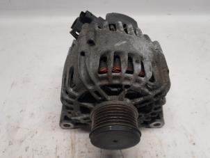 Gebruikte Alternator Citroen C4 Cactus (0B/0P) 1.2 PureTech 82 12V Prijs € 73,50 Margeregeling aangeboden door Reclycar De Boer BV