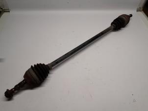 Gebruikte Homokineetas rechts-voor Opel Astra H Twin Top (L67) 1.6 16V Prijs € 36,75 Margeregeling aangeboden door Reclycar De Boer BV