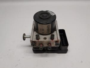 Gebruikte ABS Pomp Suzuki Swift (ZA/ZC/ZD1/2/3/9) 1.3 D 16V Prijs € 367,50 Margeregeling aangeboden door Reclycar De Boer BV