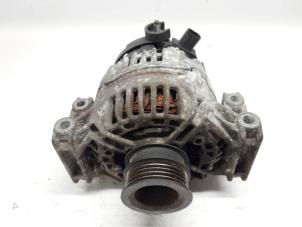 Gebruikte Alternator Opel Zafira (M75) 2.2 16V Direct Ecotec Prijs € 47,25 Margeregeling aangeboden door Reclycar De Boer BV