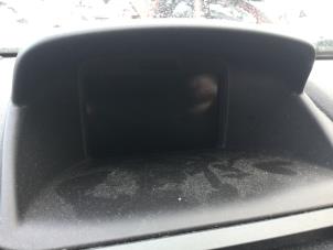 Gebruikte Display Multi Media regelunit Ford Fiesta 6 (JA8) 1.0 Ti-VCT 12V 65 Prijs € 341,25 Margeregeling aangeboden door Reclycar De Boer BV