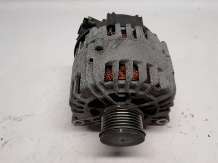 Gebruikte Dynamo Citroen Jumpy (G9) 2.0 HDiF 16V 125 Prijs € 47,25 Margeregeling aangeboden door Reclycar De Boer BV