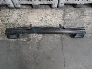 Gebruikte Bumperbalk achter Renault Megane E-Tech (RCB) 60 kWh Prijs € 105,00 Margeregeling aangeboden door Reclycar De Boer BV