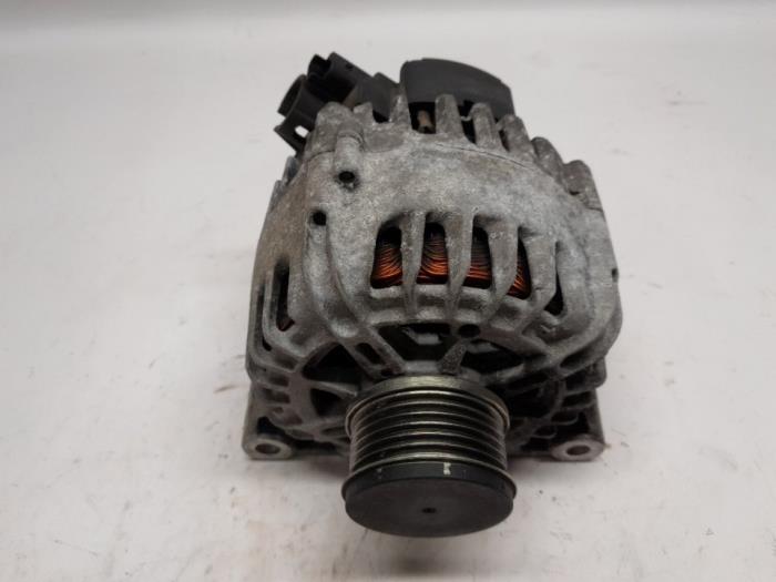 Gebruikte Dynamo Citroen C3 (SC) 1.2 VTi 82 12V Prijs € 52,50 Margeregeling aangeboden door Reclycar De Boer BV