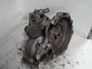 Gebruikte Versnellingsbak Opel Astra J Sports Tourer (PD8/PE8/PF8) 1.4 16V ecoFLEX Prijs € 367,50 Margeregeling aangeboden door Reclycar De Boer BV