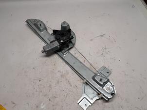 Gebruikte Ruitmechaniek 4Deurs rechts-voor Citroen C3 (SX/SW) 1.2 Vti 12V PureTech Prijs € 78,75 Margeregeling aangeboden door Reclycar De Boer BV