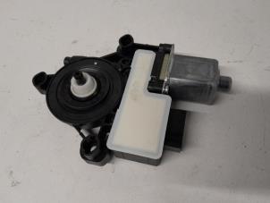 Gebruikte Motor electrisch raam Skoda Octavia Combi (NXAC) 2.0 TDI GreenTec 16V Prijs op aanvraag aangeboden door Reclycar De Boer BV