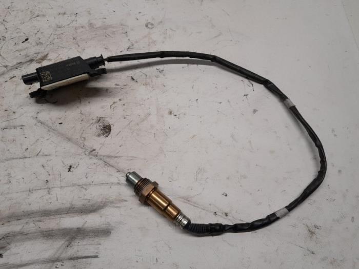 Nox sensor van een Audi Q2 (GAB/GAG) 2.0 30 TDI 16V 2024