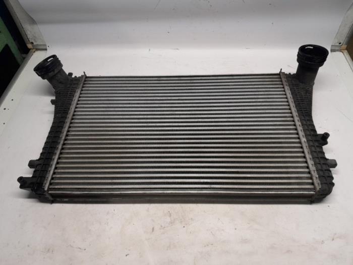 Gebruikte Intercooler Volkswagen Tiguan (5N1/2) 2.0 TDI 16V 4Motion Prijs € 26,25 Margeregeling aangeboden door Reclycar De Boer BV