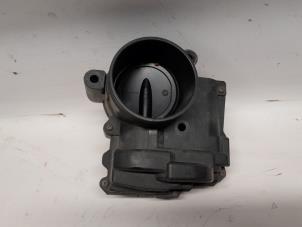 Gebruikte Gasklephuis Peugeot 308 (4A/C) 1.6 VTI 16V Prijs € 26,25 Margeregeling aangeboden door Reclycar De Boer BV