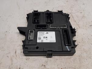 Gebruikte Computer Body Control Renault Megane E-Tech (RCB) 60 kWh Prijs op aanvraag aangeboden door Reclycar De Boer BV