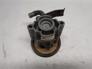 Gebruikte Pomp Servo MG ZR 1.8 16V VVC 160 Prijs € 36,75 Margeregeling aangeboden door Reclycar De Boer BV