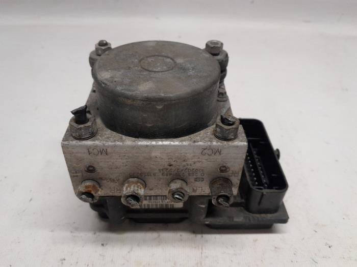Gebruikte ABS Pomp Fiat 500 (312) 1.2 Prijs € 37,80 Margeregeling aangeboden door Reclycar De Boer BV