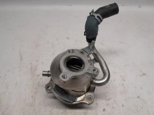 Gebruikte EGR koeler Renault Trafic (1FL/2FL/3FL/4FL) 2.0 dCi 16V 150 Prijs op aanvraag aangeboden door Reclycar De Boer BV