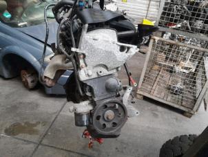 Gebruikte Motor Renault Twingo II (CN) 1.2 16V Prijs € 315,00 Margeregeling aangeboden door Reclycar De Boer BV