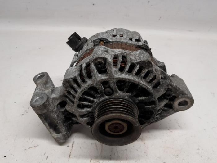 Gebruikte Dynamo Ford Fiesta 5 (JD/JH) 1.25 16V Prijs € 36,75 Margeregeling aangeboden door Reclycar De Boer BV