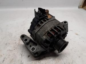 Gebruikte Dynamo Ford Fiesta 5 (JD/JH) 1.3 Prijs € 36,75 Margeregeling aangeboden door Reclycar De Boer BV