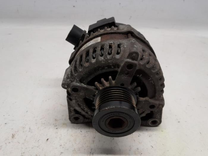 Gebruikte Dynamo Ford Focus 3 1.0 Ti-VCT EcoBoost 12V 100 Prijs € 42,00 Margeregeling aangeboden door Reclycar De Boer BV