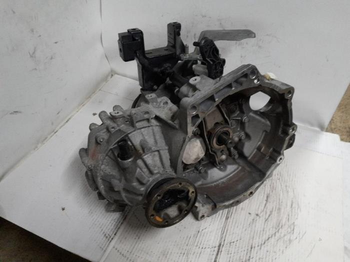 Gebruikte Versnellingsbak Volkswagen Polo V (6R) 1.2 TDI 12V BlueMotion Prijs € 105,00 Margeregeling aangeboden door Reclycar De Boer BV