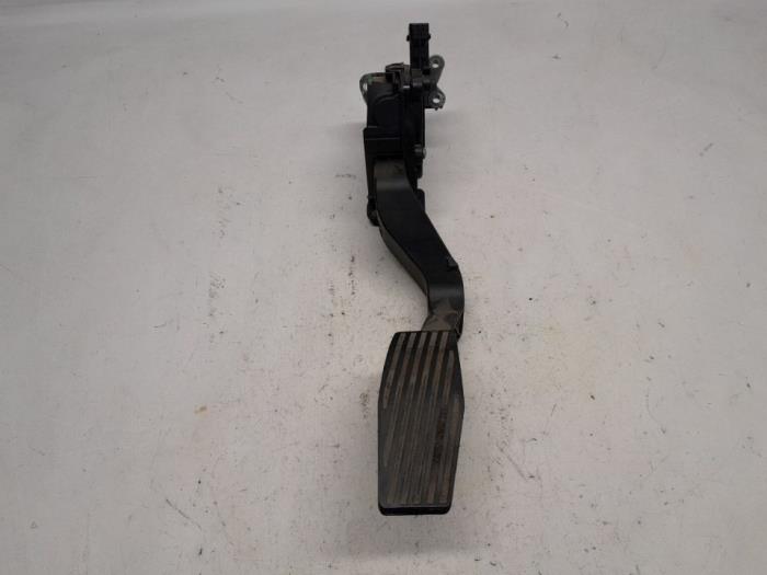 Gebruikte Gaspedaalpositie Sensor Fiat Tipo (356W/357W) 1.4 T-Jet 16V Prijs € 32,55 Margeregeling aangeboden door Reclycar De Boer BV