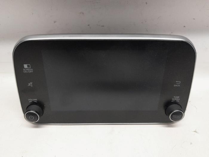 Gebruikte Display Multi Media regelunit Fiat Tipo (356H/357H) 1.6 D Multijet II 16V Prijs € 315,00 Margeregeling aangeboden door Reclycar De Boer BV