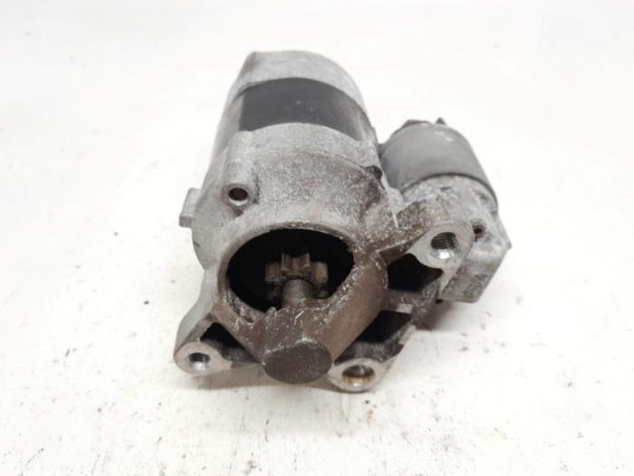 Gebruikte Startmotor Renault Clio II (BB/CB) 1.4 16V Prijs € 26,25 Margeregeling aangeboden door Reclycar De Boer BV