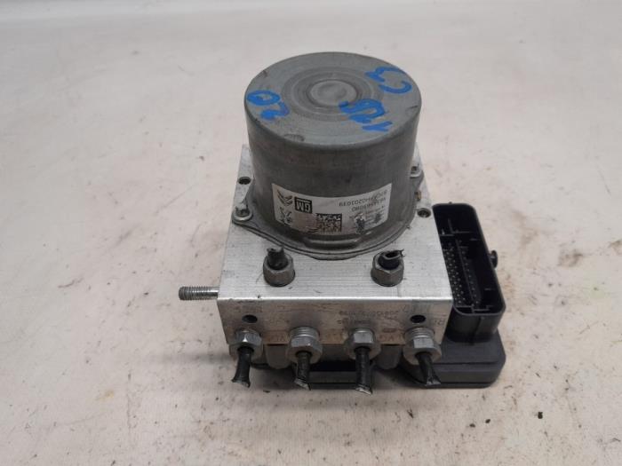 Gebruikte ABS Pomp Citroen C3 (SX/SW) 1.2 Vti 12V PureTech Prijs € 99,75 Margeregeling aangeboden door Reclycar De Boer BV
