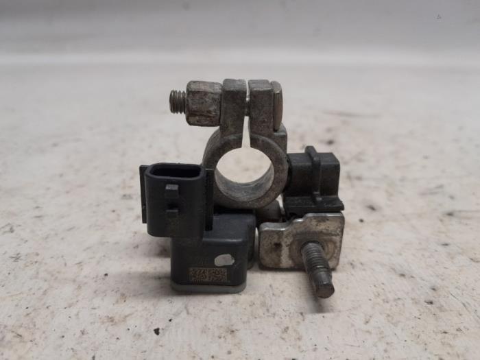 Gebruikte Accu sensor Renault Clio IV (5R) 0.9 Energy TCE 90 12V Prijs € 57,75 Margeregeling aangeboden door Reclycar De Boer BV