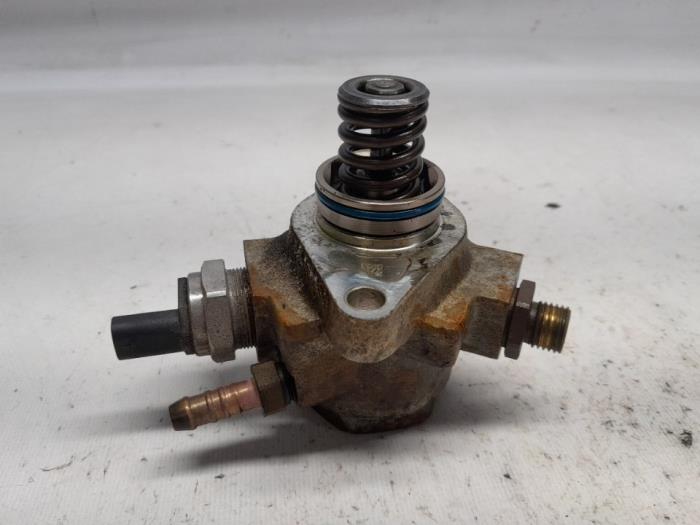 Gebruikte Hogedrukpomp Audi A1 Sportback (8XA/8XF) 1.4 TFSI Cylinder on demand 16V Prijs € 66,15 Margeregeling aangeboden door Reclycar De Boer BV