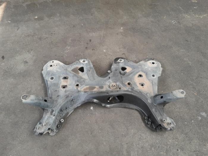 Gebruikte Subframe Lancia Ypsilon (312) 1.0 Mild Hybrid Prijs € 262,50 Margeregeling aangeboden door Reclycar De Boer BV