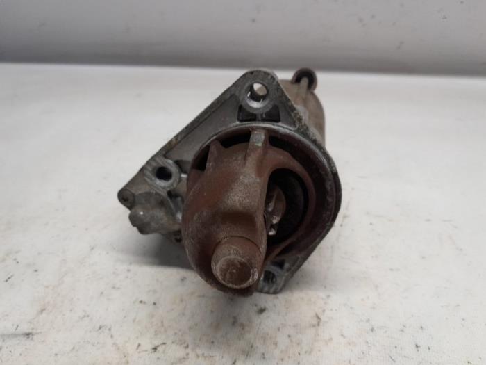 Gebruikte Startmotor Ford Focus 1 Wagon 1.6 16V Prijs € 24,15 Margeregeling aangeboden door Reclycar De Boer BV