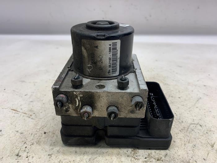 Gebruikte ABS Pomp Nissan Pixo (D31S) 1.0 12V Prijs € 52,50 Margeregeling aangeboden door Reclycar De Boer BV