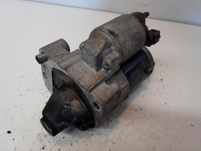 Gebruikte Startmotor Peugeot 207 SW (WE/WU) 1.6 16V Prijs € 22,05 Margeregeling aangeboden door Reclycar De Boer BV